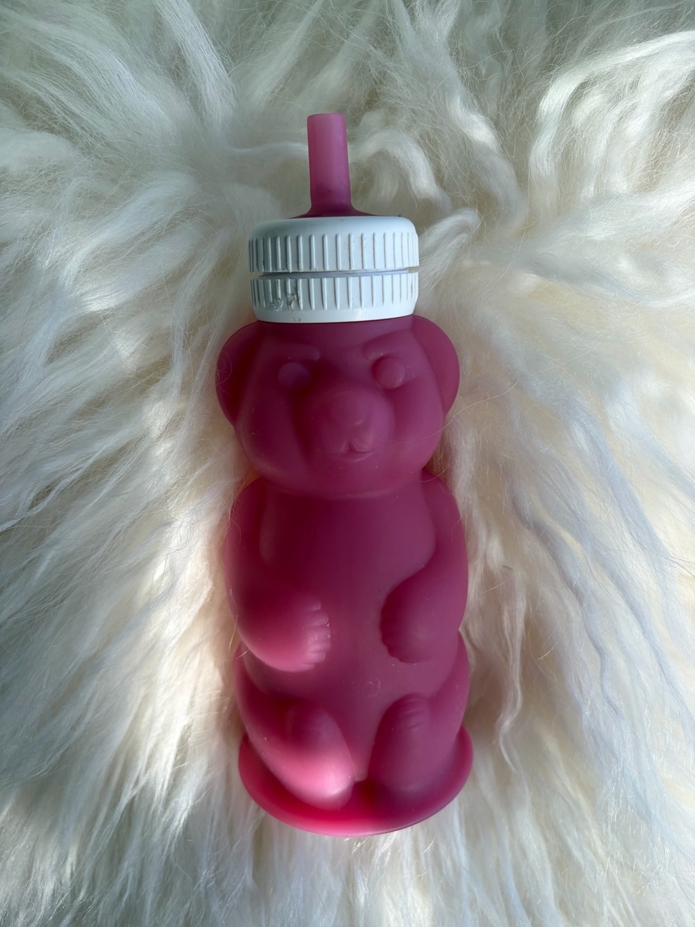 Honey Bear Silicone Sippy Bottle. Teach babies to drink fast!